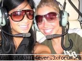 Poze cu Nicole ! - Nicole si sora ei ! - Nicole Scherzinger
